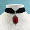 Nuevo collar de cristal rojo de Halloween de moda europea y americana transfronteriza de Amazon, gótico oscuro