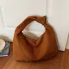 Bolso de moda de estilo francés de alta gama para el verano 2026, bolso de hombro para llevar debajo del brazo, bolso versátil y moderno tipo 'dumpling'