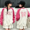 Moletom Raglan Gola Redonda Novo Outono/Inverno 2026 Infantil Solto Versátil Roupa de Outono Manga Longa Aluno do Ensino Fundamental Top Pulôver