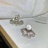 Clip para oreja nuevo estilo chino plata cepillada pétalos aretes de perlas para mujer de nicho de alta gama aretes de plato de incienso repelente de mosquitos sin perforaciones