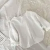 Camiseta de manga comprida para meninas para primavera e outono, camisa básica lisa estilosa e da moda estilo coreano para crianças