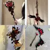 Mapache Flor Sangre Maldición Caña Espina Rosa Varita Mágica Palo Retorcido Hecho a Mano DIY Tela para Dar Forma a Espadas Anuncio Regalo