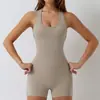 Mono de Yoga con Almohadillas en el Pecho, Diseño Femenino de Espalda Descubierta, Efecto Levanta Glúteos y Adelgazante, Exportación Transfronteriza Sudeste Asiático, Estilo Europeo y Americano