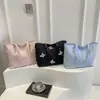 Bolsa tote casual de grande capacidade para o dia a dia, versátil, fresca e doce, bolsa de ombro simples e fofa estilo coreano