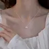 Colar Laço de Zircônia em Formato de Coração para Mulheres, Design de Nicho de Luxo Leve, Estilo Fashionable Ins, Corrente Doce para Clavícula Atacado