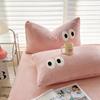 Novedades de otoño e invierno 2024: funda de almohada de terciopelo con leche y ojos grandes, producto individual, funda de almohada individual de cuero, 48 x 74 cm, para una sola persona
