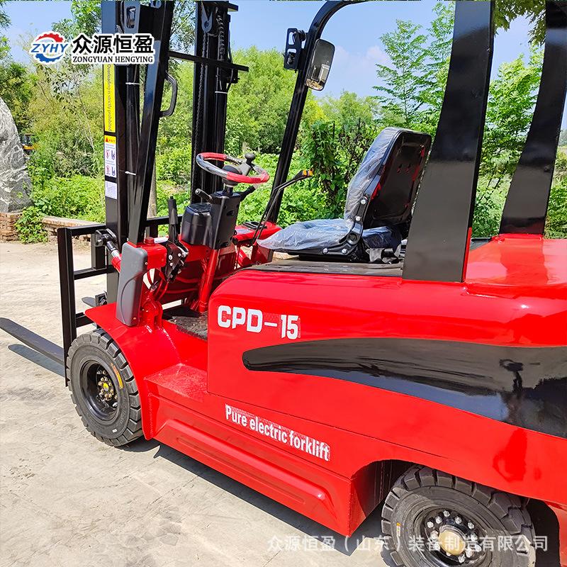 Q15型叉车8.jpg