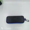Estuche Portátil para Gafas de Sol con Cremallera y Diseño de Balón de Fútbol, Estilo Nuevo. Moda, Portátil y Resistente a la Presión. Estuche para Gafas de Sol
