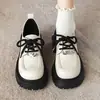Mocasines de mujer estilo británico, nueva colección otoño 2026, negros, modernos, versátiles, con cordones, tacones gruesos y suelas gruesas para mayor altura