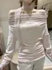 Blusa de Tulle Patchwork con Lazo y Pedrería Off-Shoulder de Moda Otoñal Oficial 28766 (con Cinta)