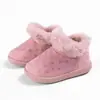 Botas de Neve Forradas com Fleece para Meninas Inverno 2026 Novo Modelo Botas de Algodão Grossas e Quentes para Crianças Botas Peludas com Solado Grosso Resistentes ao Frio