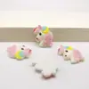Unicornio de caricatura con purpurina diadema infantil DIY banda de goma accesorios de joyería de resina material para funda de teléfono de goma color crema