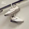 Zapatillas Hongxing Erke Desempaquetadas para Hombre Verano Nuevas Ligeras Transpirables Suela Blanda Malla Zapatos Casuales Zapatos Deportivos para Estudiante