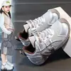 Nuevos zapatos deportivos slip-on de otoño e invierno para niños y niñas, zapatos infantiles de piel con suelas suaves, zapatos casuales de moda