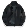 Chaqueta casual, estilo ropa de trabajo para hombre, cuello bomber moderno, atuendo de otoño a la moda, diseño minimalista, top versátil de corte holgado para hombre