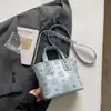 Bolsa de Mão de Luxo de Nicho para Mulheres, Novo Modelo de Primavera 2026, Bolsa Saco Exquisita para Sair, Bolsa de Ombro Único Transversal