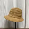 Diseño Otoño e Invierno Estilo Temperamento Lujo Ligero Sombrero de Pescador Plisado Nuevo Moda para Mujer Adelgazante Facial Informal Ala Suave Sombrero de Cubo Color Café