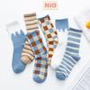Calcetines para Mujer en Otoño e Invierno, Calcetines Retro de Estilo Japonés con Felpa para Mujer, Calcetines de Invierno de Color Puro de Longitud Media, Suministro de Puesto Callejero, Entrega Rápida