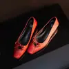 Sapatos Femininos de Bico Raso Estilo Novo Outono 2026 com Laço, Bico Quadrado, Salto Quadrado, Calce Fácil Confortável para o Dia a Dia, Couro Completo por Dentro e por Fora
