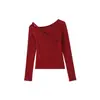 Venta al por mayor del fabricante Otoño e Invierno Estilo Coreano Asimétrico Hombros Descubiertos Retorcido Manga Larga Camiseta Mujer Ajuste Delgado Elegante Camisa para Capas