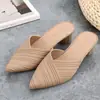 Moda Baotou Nova 2022 Meio Chinelos de Verão Roupa Preguiçosa Chinelos Sapatos Femininos Sandálias Casuais Sapatos de Camada Única para Mulheres