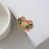 Corrente de suéter com pingente com presilha de cabelo de liga de borboleta requintada e fofa material de joia acessórios de cabelo vintage headdress de leque redondo