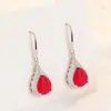Venta Caliente Moda Gota Gota Color Diamante Aretes Gancho de Oreja Circonita Micro Diamante Rojo Verde Azul Gota Taladro Aretes