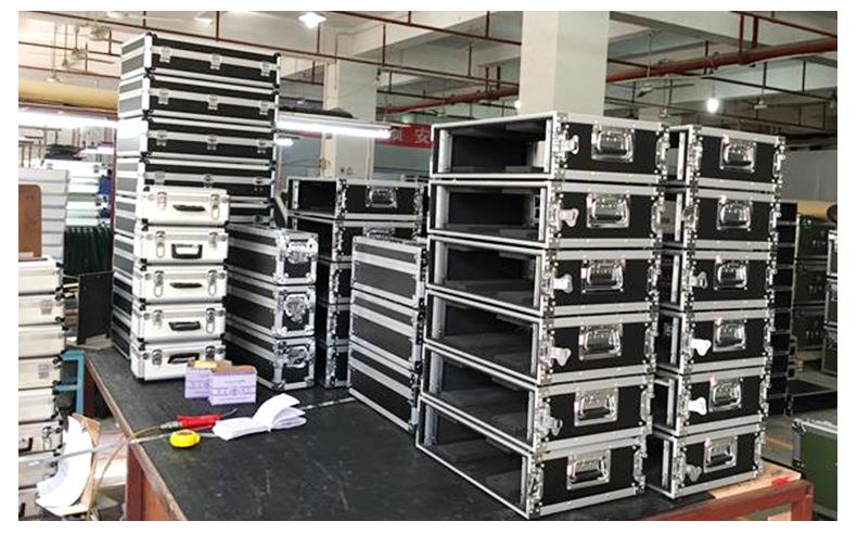 铝合金拉杆工具箱_13.jpg