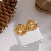 Pendientes de Acero Inoxidable con Hilo Retorcido de Moda Transfronteriza Color Dorado de 18K Versátiles de Gama Alta Estilo Europeo y Americano Pendientes que Conservan el Color para Mujer