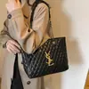 Bolsos Grandes de Capacidad Personalizados para Mujer, Bolsos Pequeños Versátiles con Textura Estilo Chanel para el Día a Día, Bolsos Tote Casuales Acolchados para Hombro