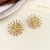 Brincos de Metal com Design de Girassol, Moda Europeia e Americana Exagerada, Joias Elegantes e Luxuosas de Nicho para Venda por Atacado