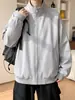 Chaqueta patchwork deconstruida con cuello alto, chaqueta bomber estilo americano para hombre primavera/otoño, chaqueta de béisbol casual de moda nueva 2026