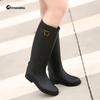 Na chuva forte, você pode caminhar graciosamente e livremente na chuva com estas botas altas da moda,