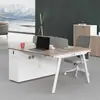 Mesa de Escritório e Cadeira Combinação Grau E0 Simples Moderno Porta-Cartões 2 Pares 4 Quatro 6 Seis Pessoas Mesa para Funcionários Tela de Escritório Estação de Trabalho