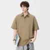 Camisa Polo Anyang com Retalhos Xadrez, Gola Reversível, Manga Curta para Homens, Novo Estilo Verão 2026, Meio Zíper, Falso Duas Peças, Casual Manga Curta