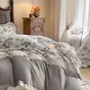 Conjunto de Cama de Inverno de Veludo Leite Francês Embossado de Alto Peso Quatro Peças Estilo Coreano Luxo Leve Conjunto de Roupa de Cama Embossada