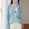 Suéter de punto grueso holgado con cuello en V calado, 100% lana merino mercerizada, con diseño floral tridimensional, para mujer, de alta gama