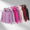 Chaqueta ligera de plumón con estampado de logo para mujer, invierno exterior, con capucha, parte superior desmontable, retiene el calor, adelgazante, chaqueta cálida, personalizada
