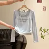 Camiseta feminina de manga comprida com gola quadrada e estampa de bolinhas brancas, top estilo halter falso de duas peças, outono 2026