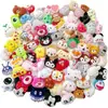 Ropa, Bolsos, Bufandas Decorativas, Calcetines, Accesorios y Accesorios de Muñecas de Peluche Lindas de Dibujos Animados de Alta Calidad, No Broches