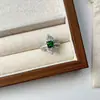 Anillo de Plata de Ley S925 con Piedra de Color Estilo Palacio Corazón Circonita para Mujer, Anillo Abierto Ajustable con un Toque de Lujo Nicho, Nuevo Anillo para Dedo Índice