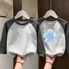 Camiseta de Manga Larga con Retazos para Niña, Capa Base DeRong Ropa de Otoño 2026 Nuevo Top Térmico Interior para Niños Otoño/Invierno