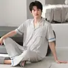 Pode drop-shipp pijama masculino de modal refrescante de verão com manga curta, lapela, cardigã, tamanho plus size, tamanho ampliado, conjunto de roupa de casa