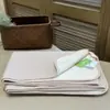 Corea del Sur Serie Mousse de Ganso Colcha Acolchada de Algodón para Cama Individual Lavable a Alta Temperatura Lavado a la Arena Antideslizante Colchoneta para Sábana Lavable a Máquina