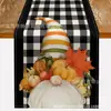 Nuevo camino de mesa de Halloween transfronterizo con estampado de calaveras, decoración de mesa con ambiente festivo, camino de mesa de lino resistente al calor y antideslizante