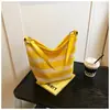 Bolso de Mano Rayado de Alta Gama Transfronterizo Bolso de Hombro Tejido de Gran Capacidad para Mujer Estilo Perezoso Ligero Bolso de Compras para Vacaciones para Mujer