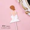 Celebridade da Internet Decoração de Bolo Dia da Mulher 38ª Figura de Borracha Macia Laço de Pérola Topper para Decoração de Confeitaria