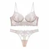 Nuevo conjunto de lencería sexy de encaje bordado estilo europeo y americano para mujer, ultrafino, minimiza los bustos grandes, sujetador anti-caída