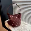 Bolso de Mano Bolso Cruzado al Hombro Estilo Coreano Simple Retro Textura Mate Bolso Cubo para el Trabajo Otoño Temprano Nuevo Lunares