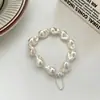 Pulseira de Pérolas Estilo Barroco 2026 para Mulheres, Design Ins Niche de Luxo Leve, Acessório de Pulseira Versátil de Alta Qualidade